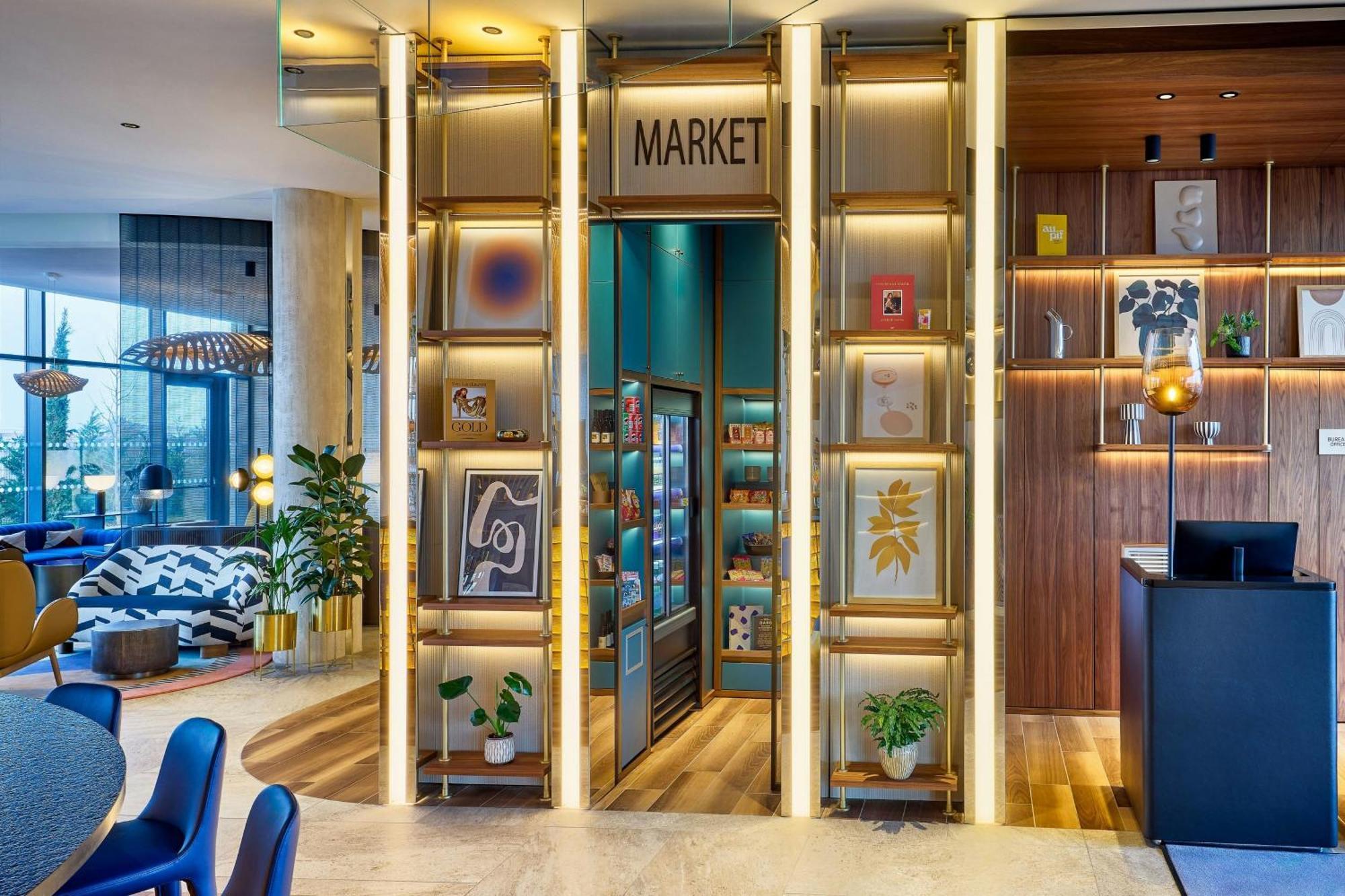 Courtyard By Marriott Lyon Eurexpo Stadium Genas Exterior photo
