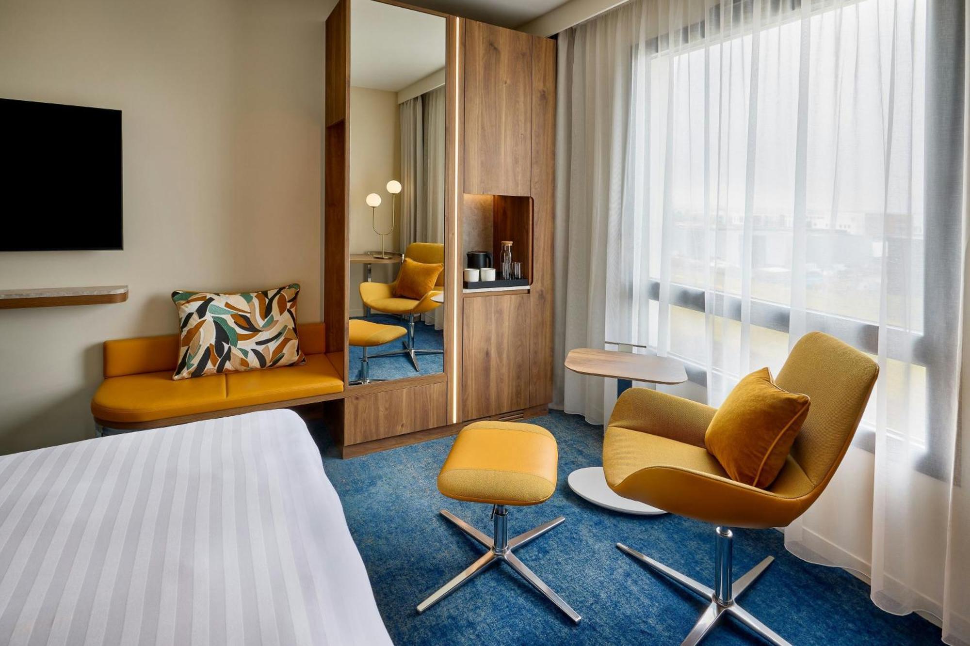 Courtyard By Marriott Lyon Eurexpo Stadium Genas Exterior photo